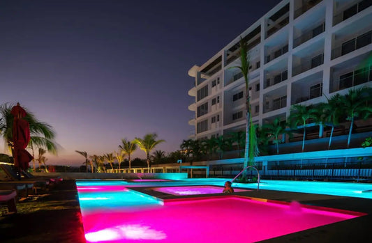 📍APARTAMENTO VIP PARA PAREJAS EN CARTAGENA CON PISCINA Y FRENTE AL MAR 🏖️