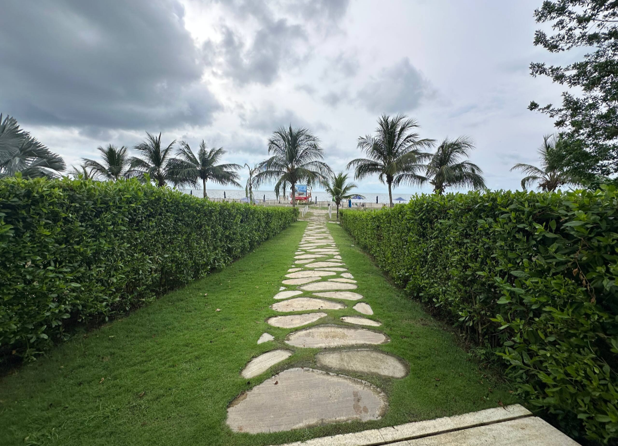 APARTAMENTO GOLD PARA PAREJAS EN CARTAGENA CON PISCINA Y JACUZZI PRIVADO Y PLAYA PRIVADA 🏖️