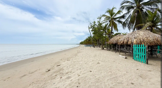 CABAÑA EN TOLÚ PARA 8 PERSONAS CON JACUZZI Y SALIDA AL MAR 🇨🇴