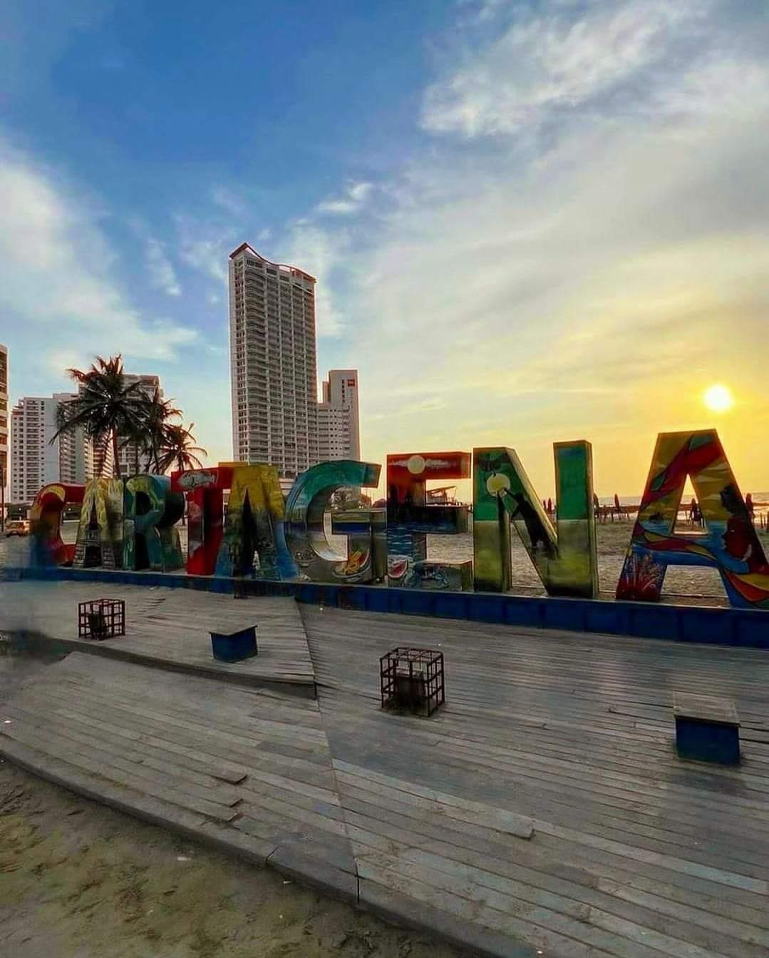 📍CITY TOUR CARTAGENA HISTÓRICA CON ENTRADA AL CASTILLO 🏛️