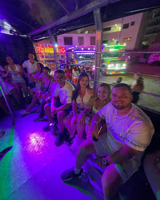 🎉 TOUR CHIVA RUMBERA SANTA MARTA•Diversión y Ritmo por las Calles de Santa Marta 🚌🥁