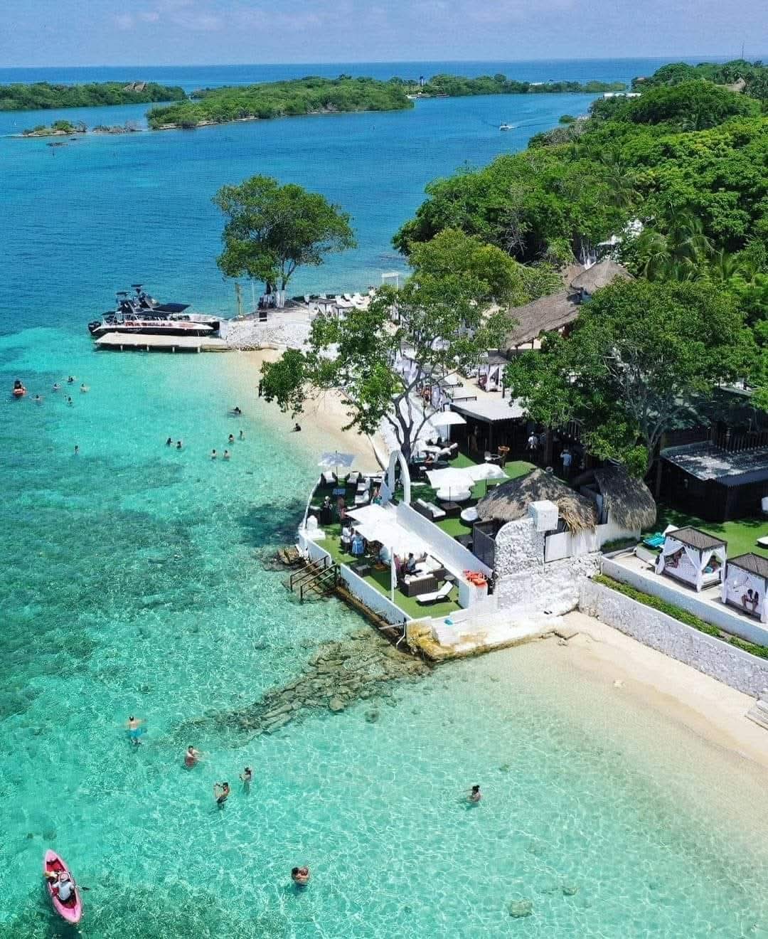 📍 Tour Tres Islas VIP EN CARTAGENA Bora Bora, Pao Pao e Islabela 🛥️🏝️