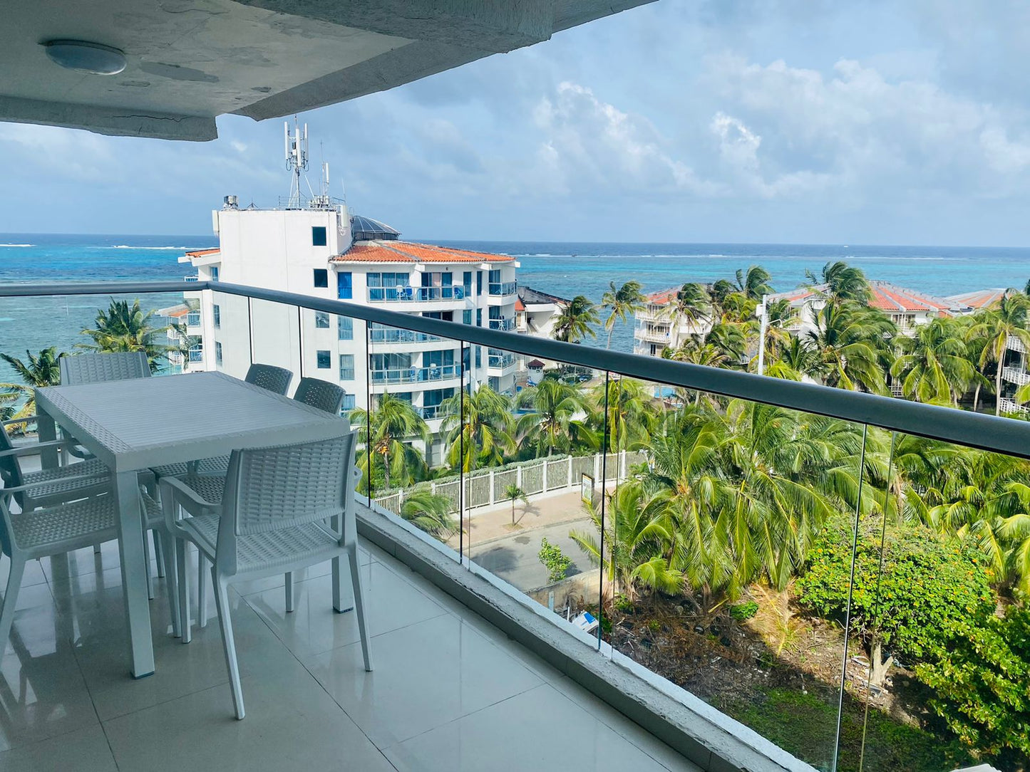 Apartamento frente al mar San Andrés🇨🇴🌴