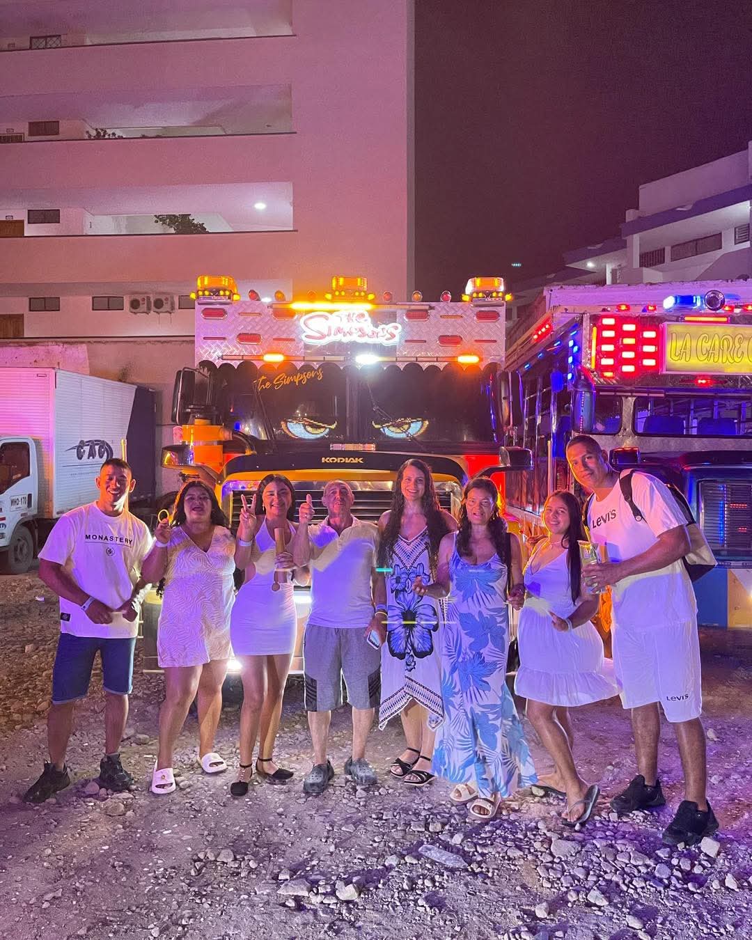 🎉 TOUR CHIVA RUMBERA SANTA MARTA•Diversión y Ritmo por las Calles de Santa Marta 🚌🥁