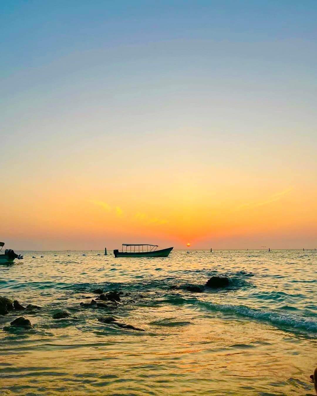 📍Tour Atardecer Cartagena en la Bahía  bote de lujo • Barra libre 🇨🇴