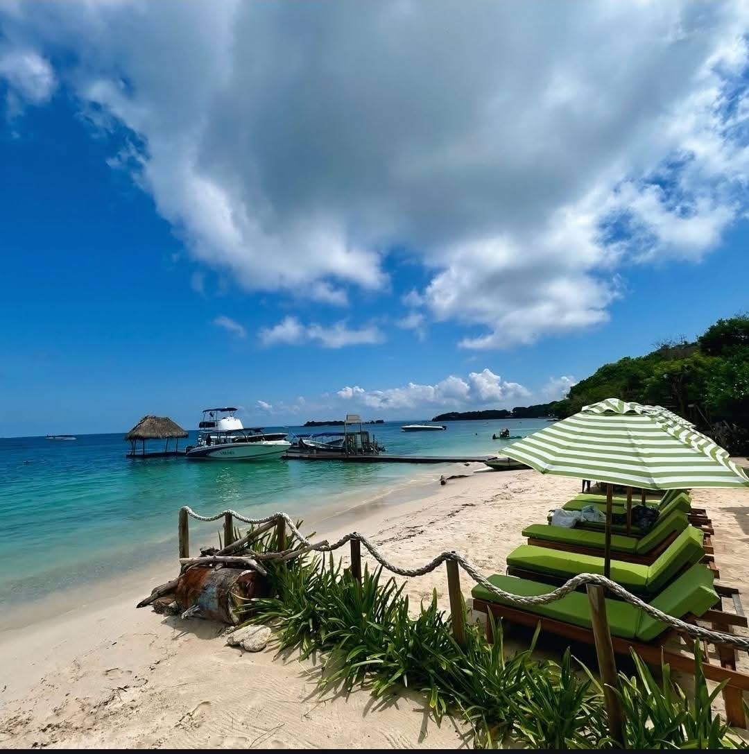 📍MANTAS BEACH CARTAGENA • ISLAS DEL ROSARIO 🇨🇴