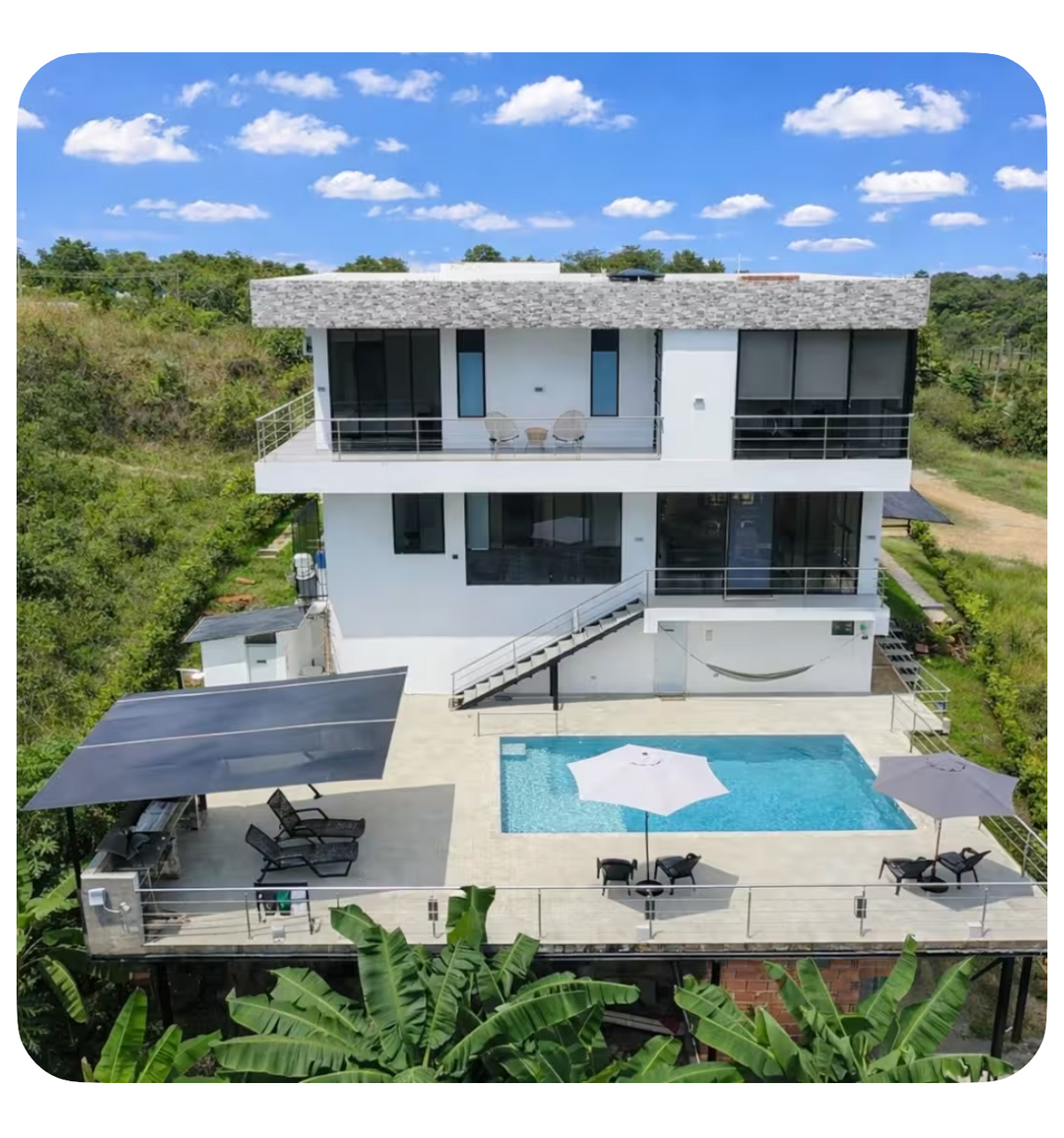 Espectacular Villa con Piscina Privada Ricaurte 🌴