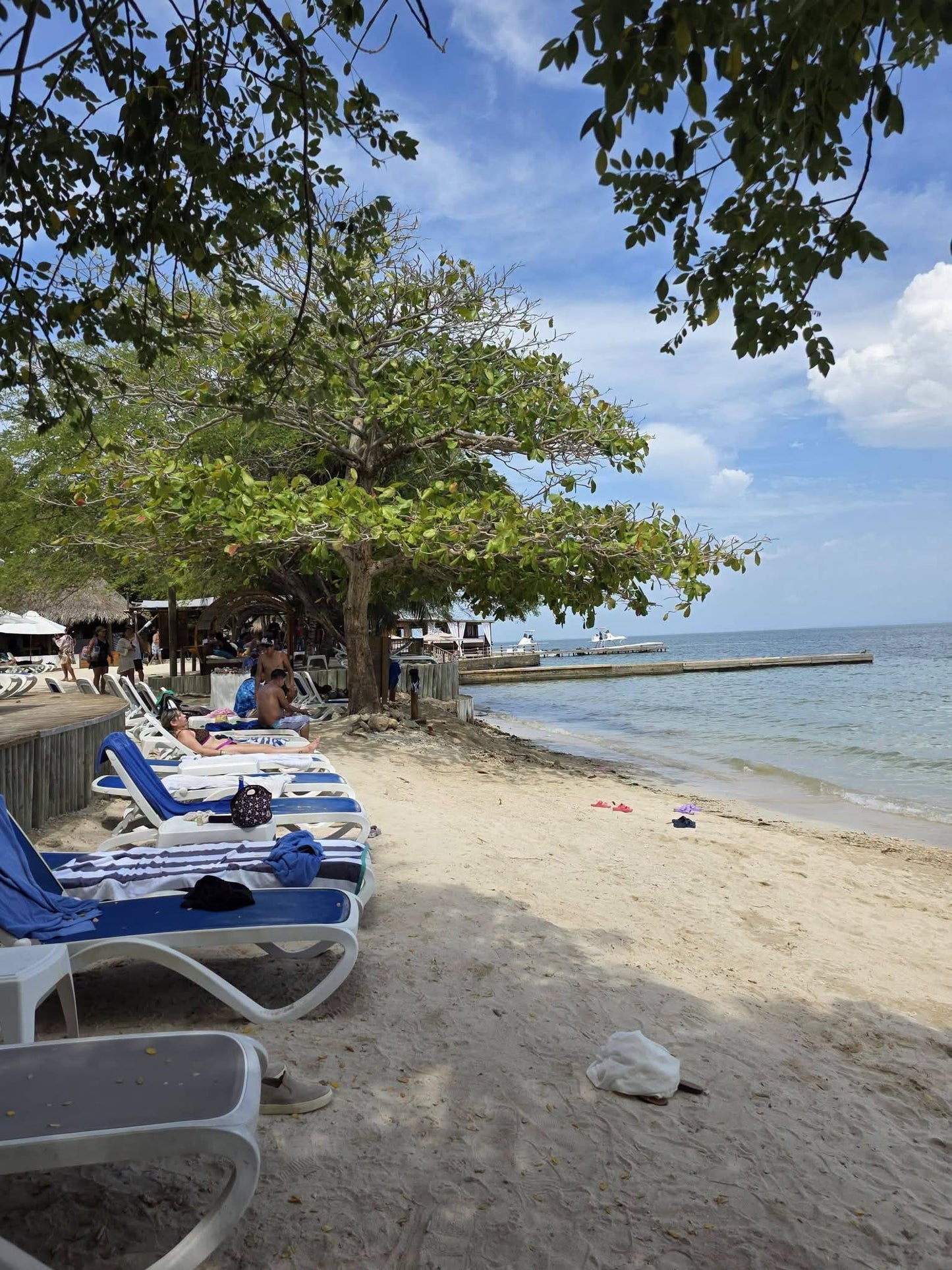 PASADÍA ISLA DEL ENCANTO BARÚ ISLAS DEL ROSARIO CARTAGENA 🇨🇴