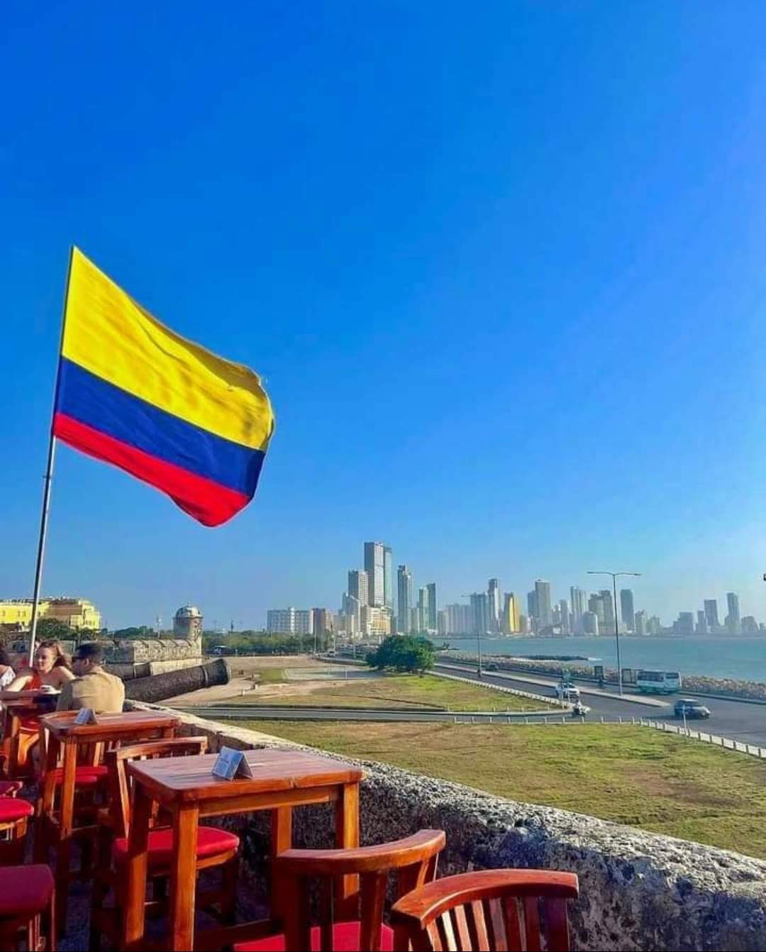 📍CITY TOUR VIP CARTAGENA HISTÓRICA CON ENTRADA AL CASTILLO 🏰🇨🇴