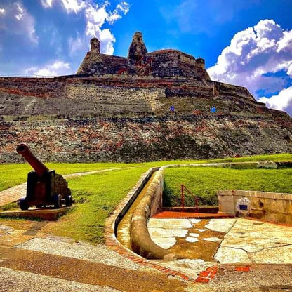 📍CITY TOUR CARTAGENA HISTÓRICA CON ENTRADA AL CASTILLO 🏛️