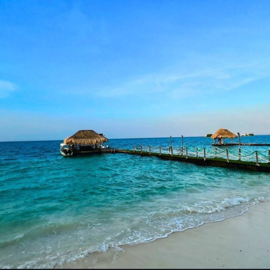 📍MANTAS BEACH CARTAGENA • ISLAS DEL ROSARIO 🇨🇴